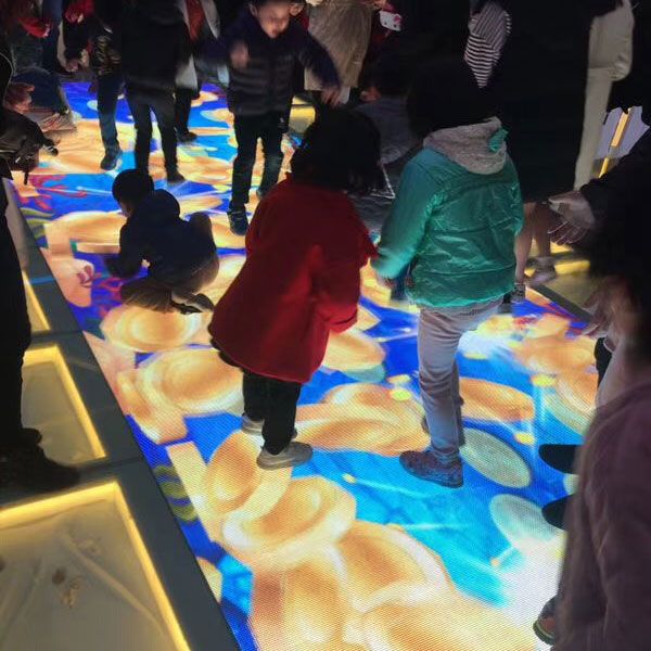 P6 indoor high-definition LED interactive tile screen